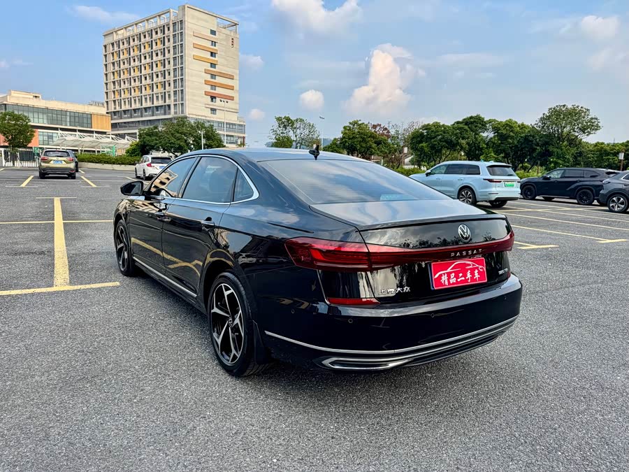Passat 2025 380TSI Starry Dragon Edition - zdjęcie 4