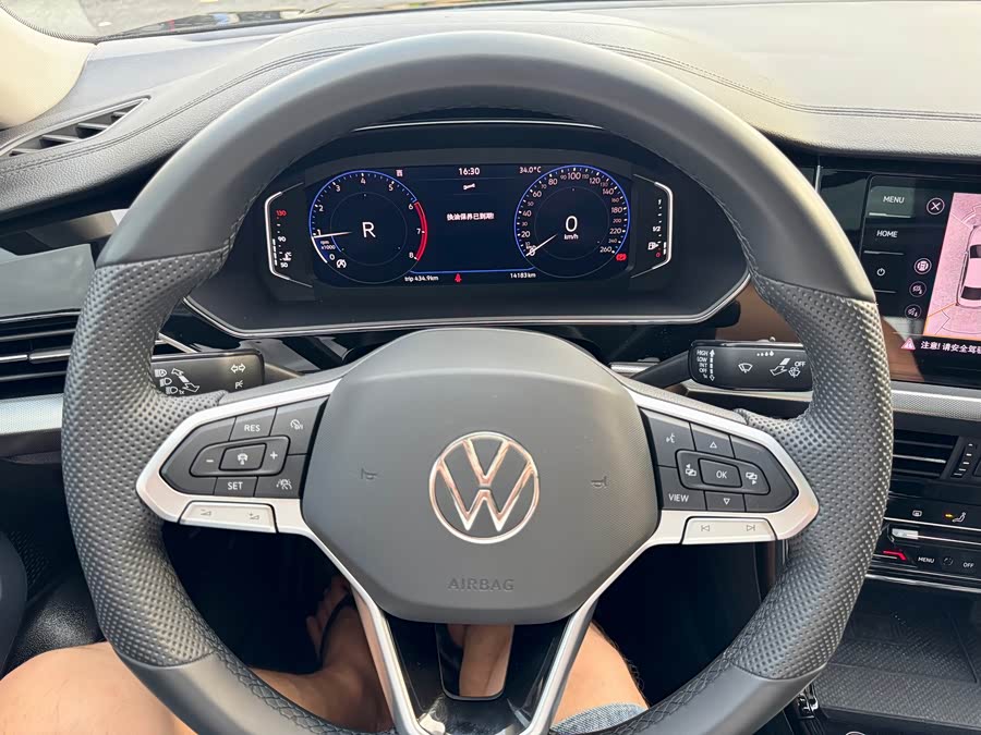 Passat 2025 380TSI Starry Dragon Edition - zdjęcie 9