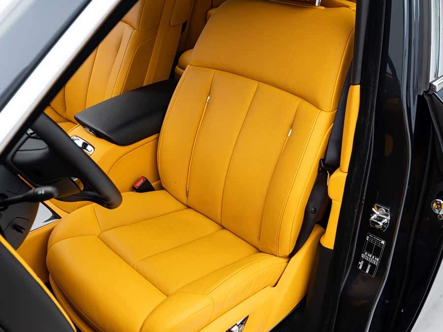 Phantom 2022 6.7T Standard Wheelbase - zdjęcie 15