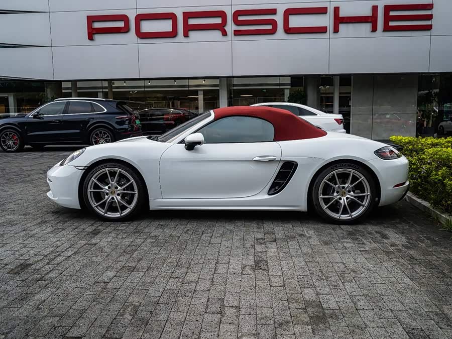 Porsche 718 2022 Boxster 2.0T - zdjęcie 10