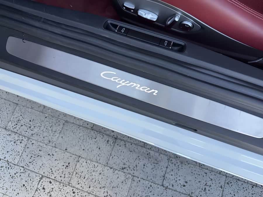 Porsche 718 2023 Cayman Style Edition 2.0T - zdjęcie 9
