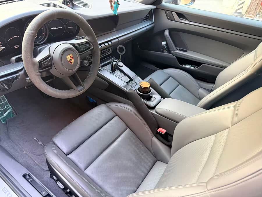 Porsche 911 2022 Targa 4 3.0T - zdjęcie 6