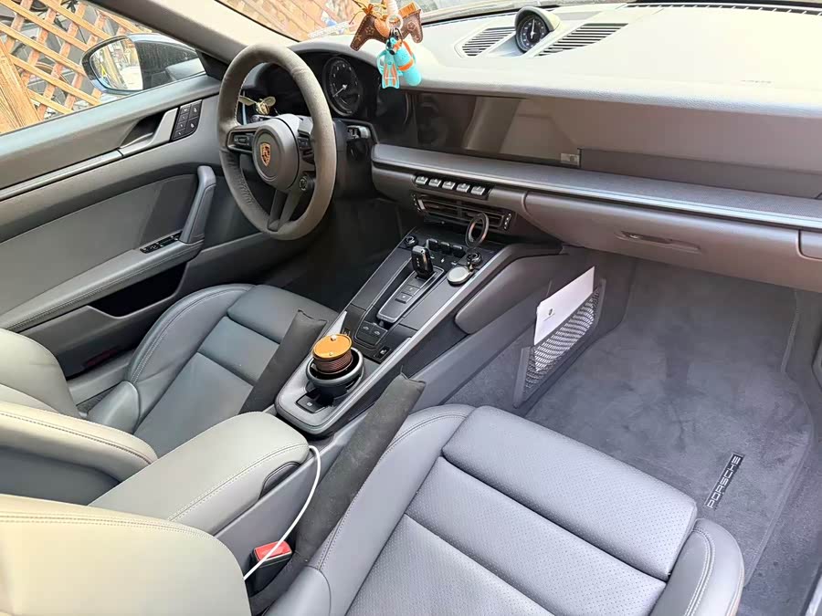 Porsche 911 2022 Targa 4 3.0T - zdjęcie 7
