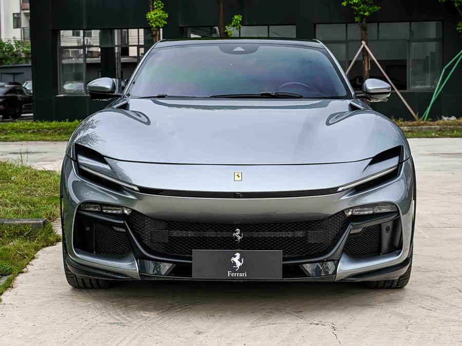 Purosangue 6.5L V12 - zdjęcie 2