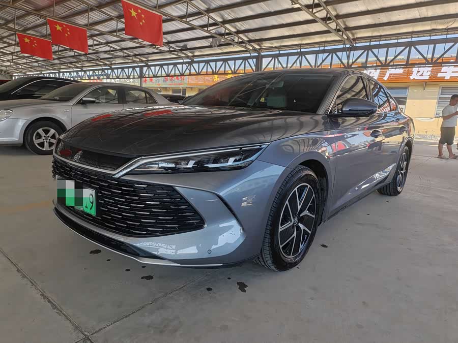Qin L 2024 DM-i 80KM Super - zdjęcie 1