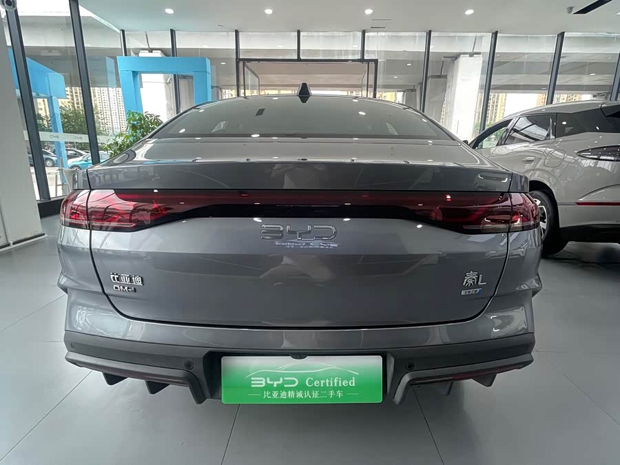 Qin L 2025 DM-i Smart Driving Edition 80KM Leading Model - zdjęcie 13