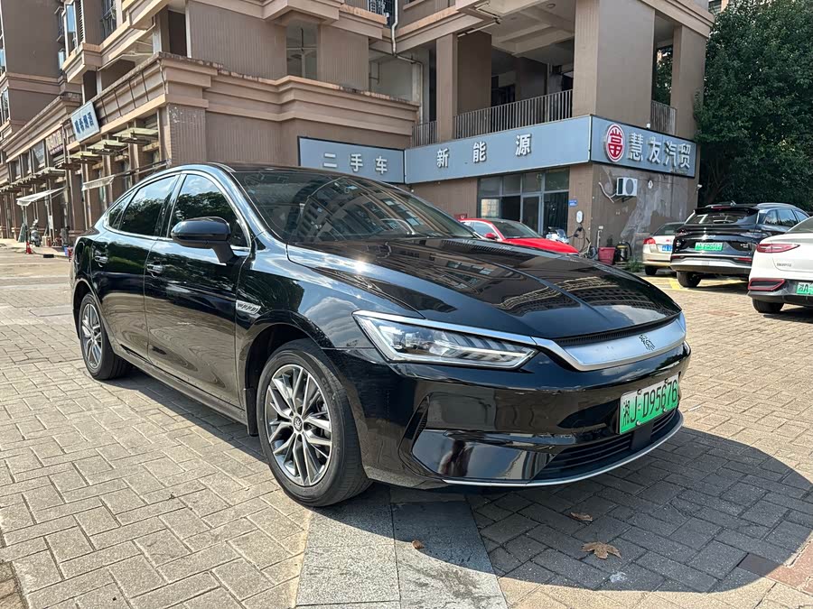 Qin PLUS 2023 Champion Edition EV 510KM Leading - zdjęcie 3