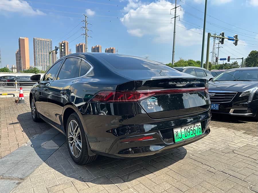 Qin PLUS 2023 Champion Edition EV 510KM Leading - zdjęcie 6