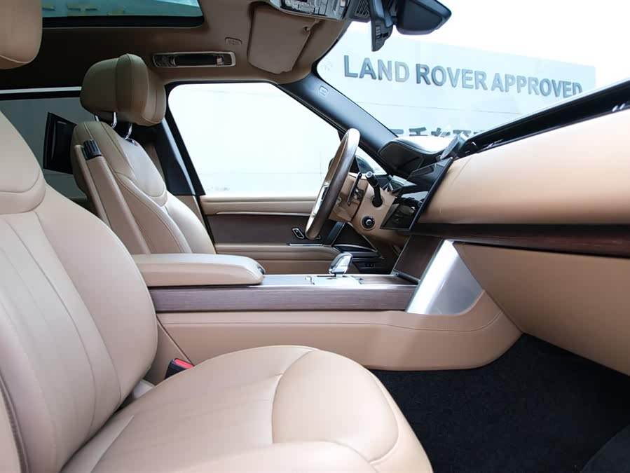 Range Rover 2024 3.0 L6 400PS Exemplary Long Version - zdjęcie 12