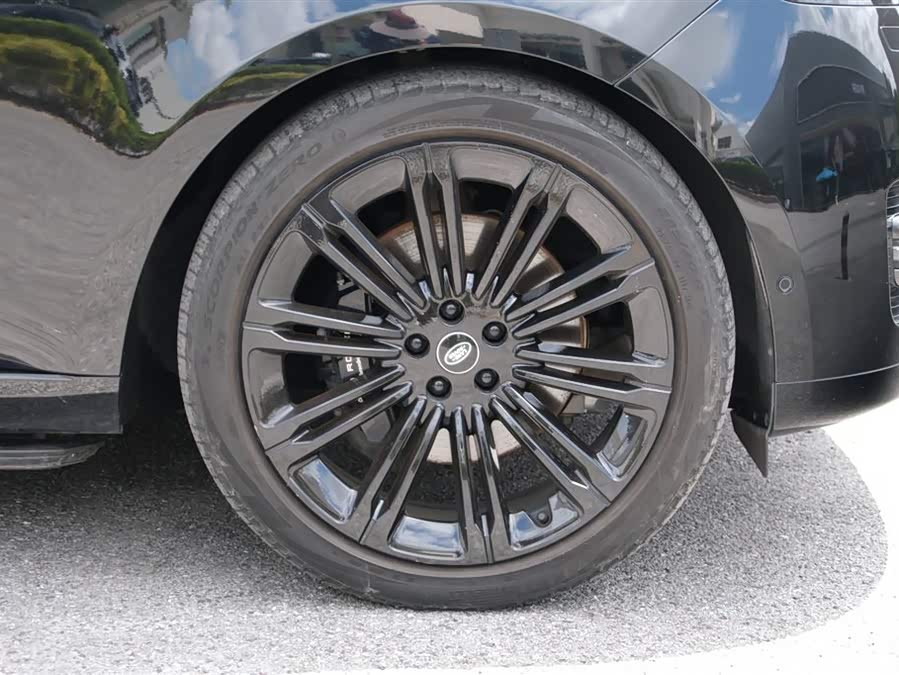 Range Rover 2024 3.0 L6 400PS Exemplary Long Version - zdjęcie 8