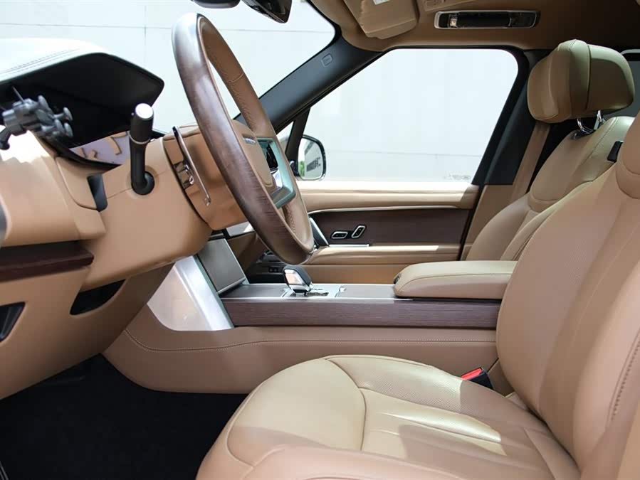 Range Rover 2024 3.0 L6 400PS Exemplary Long Version - zdjęcie 10