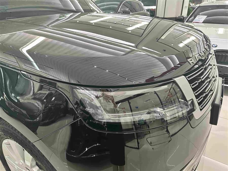 Range Rover 2024 3.0 L6 400PS Long Wheelbase Seven-Seater - zdjęcie 2