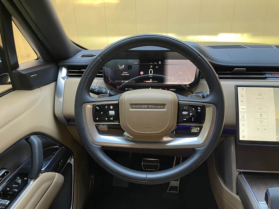 Range Rover 2024 3.0 L6 400PS Long Wheelbase Seven-Seater - zdjęcie 11