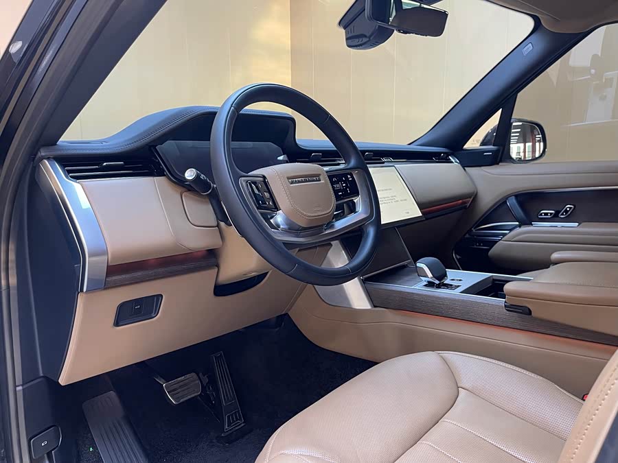 Range Rover 2024 3.0 L6 400PS Long Wheelbase Seven-Seater - zdjęcie 10