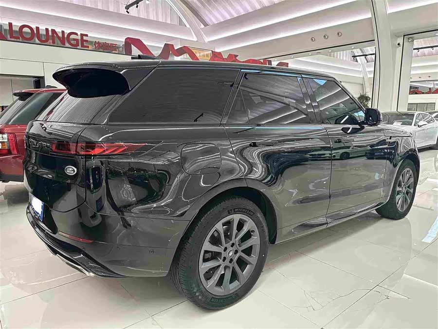 Range Rover Sport 2024 400PS Dynamic SE - zdjęcie 17