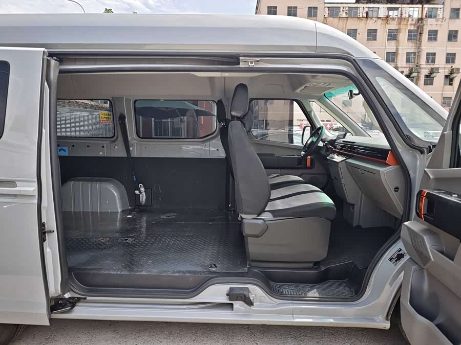 Remote Super VAN 2025 2WD Short Wheelbase Medium Roof 68kWh Smart Chip - zdjęcie 6