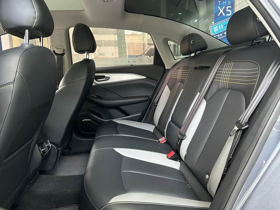 Roewe i6 MAX 1.5T PHEV Cool Sky Smart Drive Supreme - zdjęcie 16