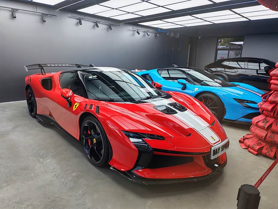 SF90 2026 4.0L XX TailorMade - zdjęcie 1