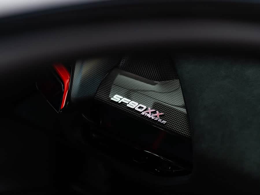 SF90 2026 4.0L XX TailorMade - zdjęcie 13
