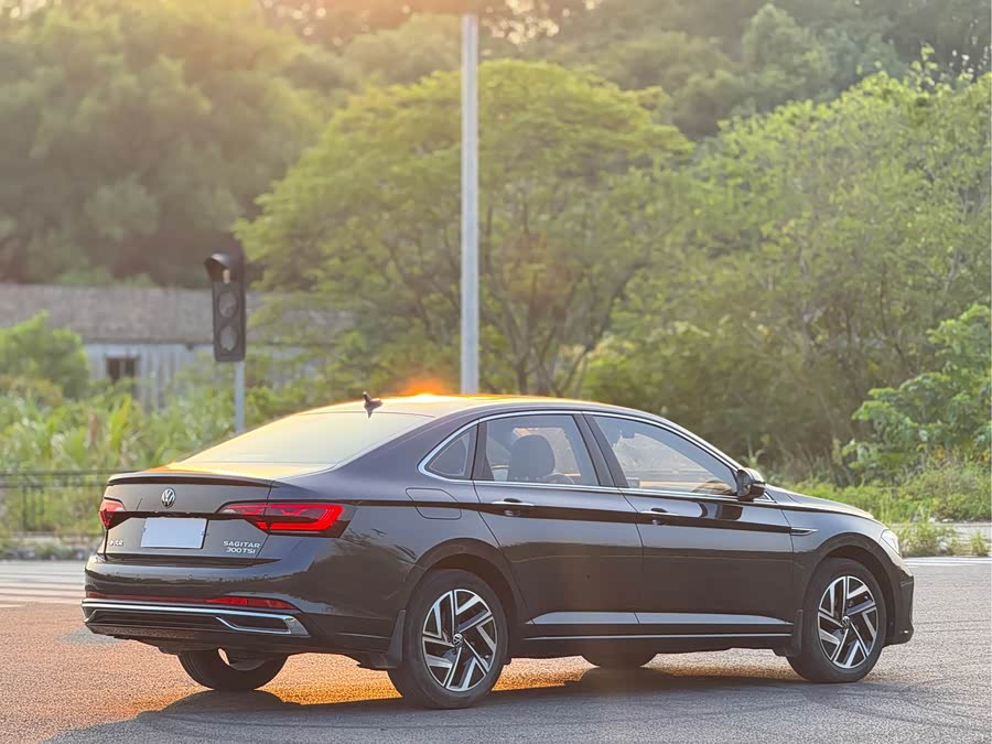 Sagitar 2024 300TSI DSG Beyond - zdjęcie 14