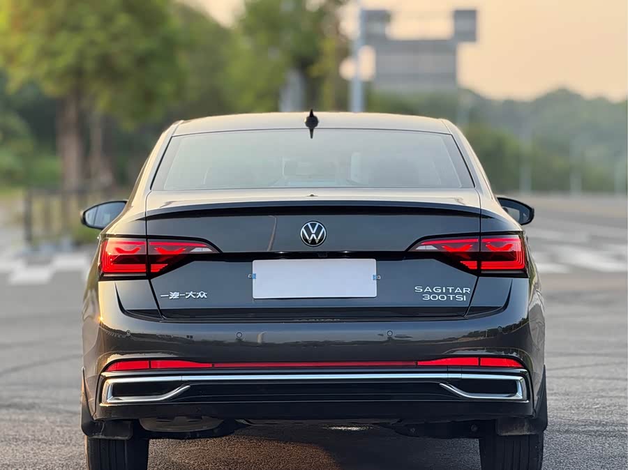 Sagitar 2024 300TSI DSG Beyond - zdjęcie 15