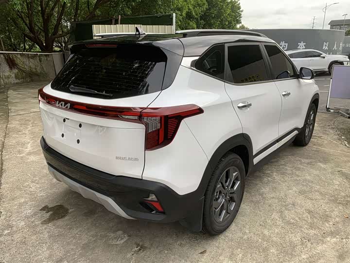 Saitus 2023 1.5L CVT Luxury - zdjęcie 10