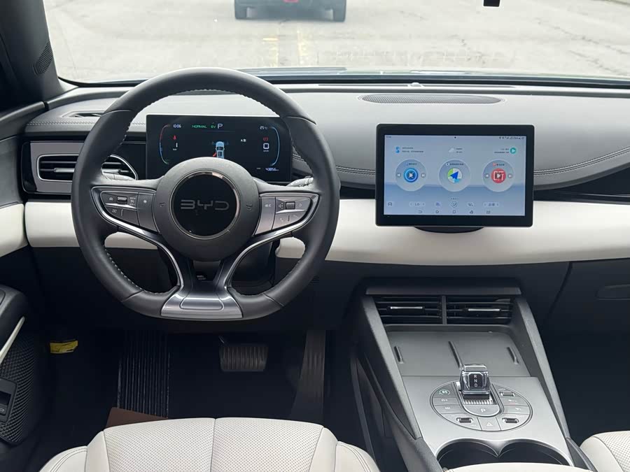 Seal 06 2024 DM-i 80KM Luxury - zdjęcie 4