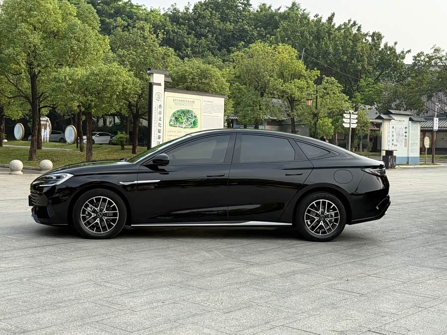 Seal 2024 Honor DM-i 1.5L 121km Elite - zdjęcie 3