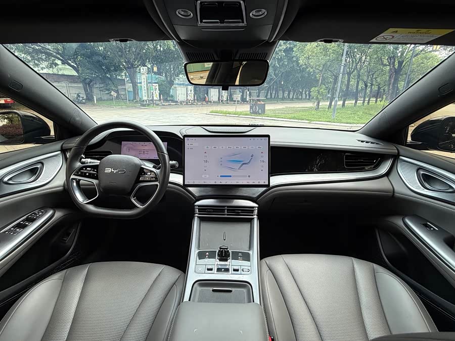 Seal 2024 Honor DM-i 1.5L 121km Elite - zdjęcie 9