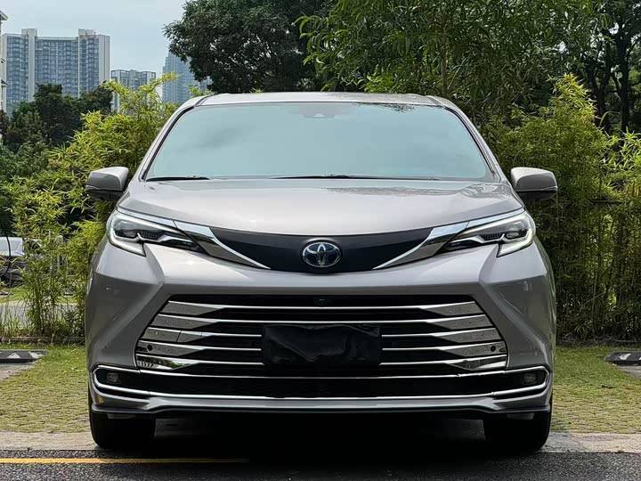 Sienna 2023 2.5L Hybrid Comfort Edition - zdjęcie 19