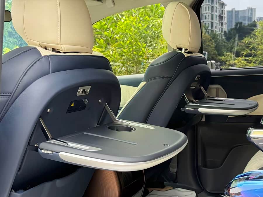 Sienna 2023 2.5L Hybrid Comfort Edition - zdjęcie 8