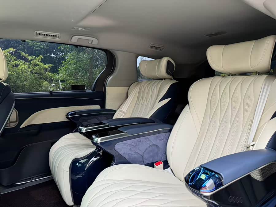 Sienna 2023 2.5L Hybrid Comfort Edition - zdjęcie 9