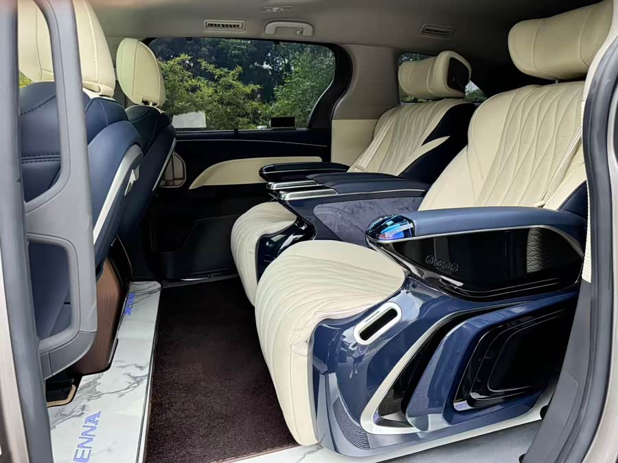 Sienna 2023 2.5L Hybrid Comfort Edition - zdjęcie 10