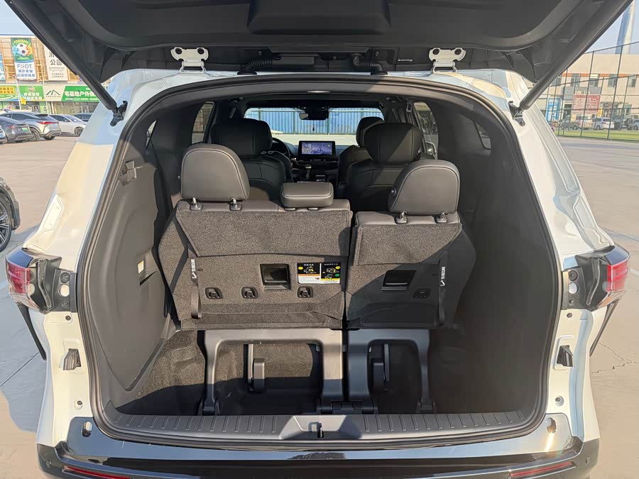 Sienna 2024 2.5L Hybrid 4WD Premium - zdjęcie 7