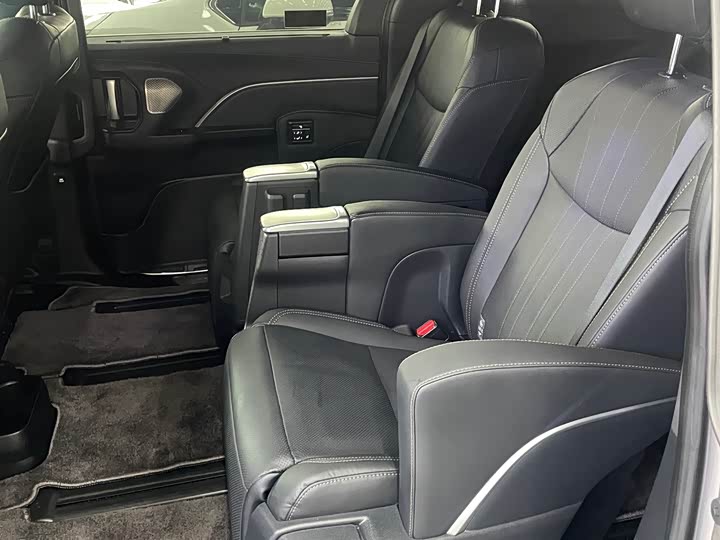 Sienna 2024 2.5L Hybrid Platinum - zdjęcie 19