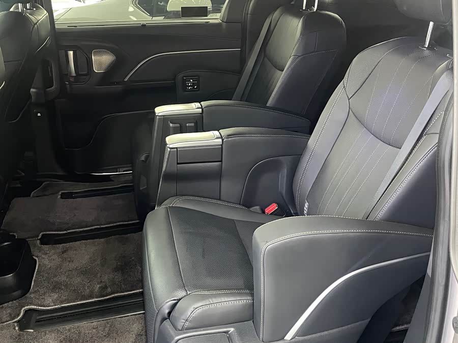 Sienna 2024 2.5L Hybrid Platinum - zdjęcie 3
