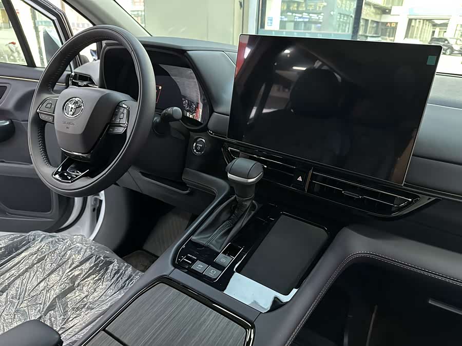 Sienna 2027 2.5L Hybrid 4WD Luxury - zdjęcie 12