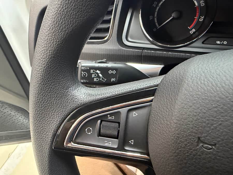 Skoda Kamiq 2023 1.5L Auto Comfort - zdjęcie 16