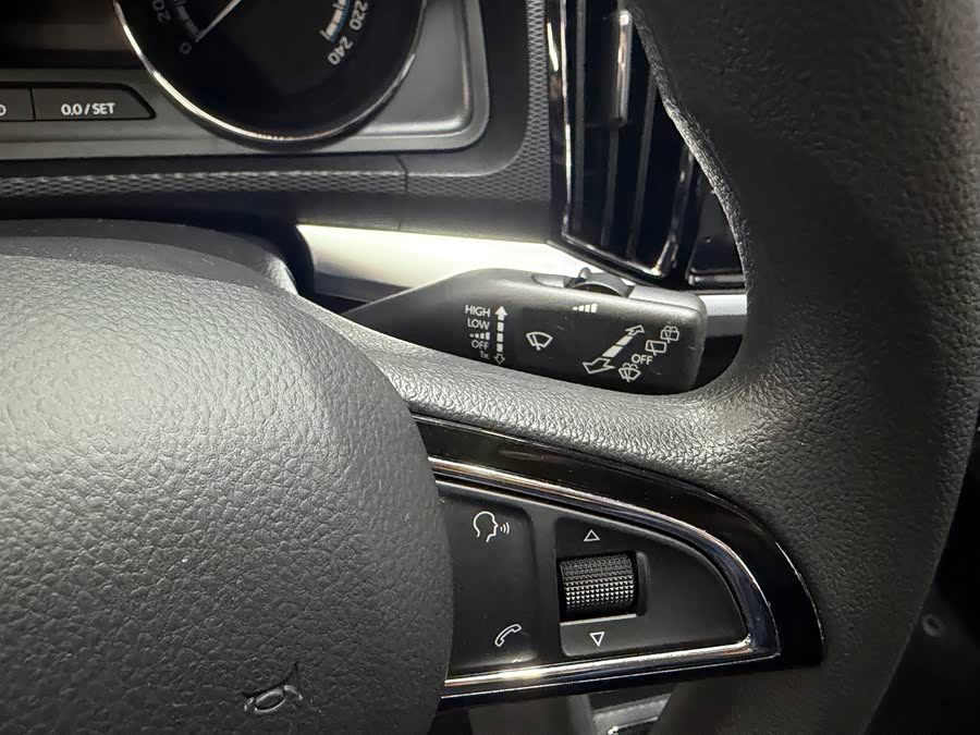 Skoda Kamiq 2023 1.5L Auto Comfort - zdjęcie 17