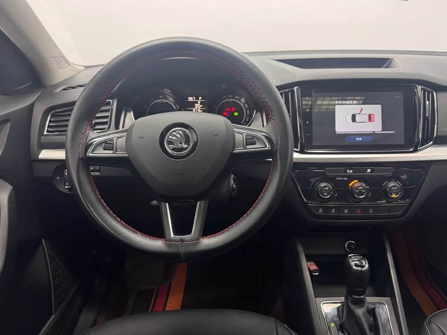 Skoda Kamiq 2023 Facelift 1.5L Automatic Comfort Edition - zdjęcie 13