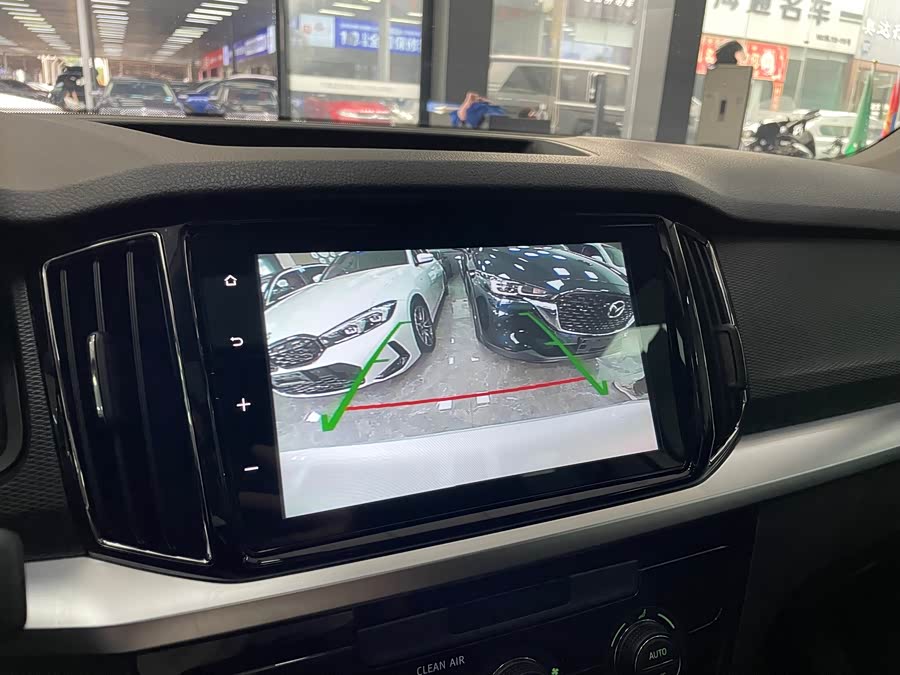 Skoda Kamiq 2023 Facelift 1.5L Automatic Comfort Edition - zdjęcie 13