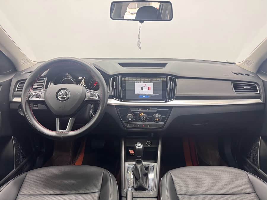 Skoda Kamiq 2023 Facelift 1.5L Automatic Comfort Edition - zdjęcie 14