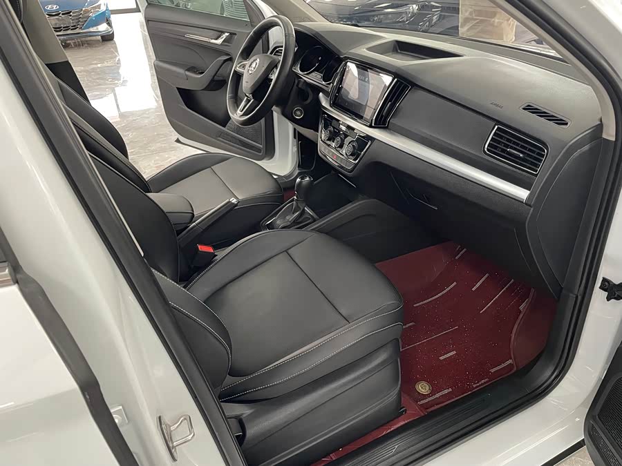 Skoda Kamiq 2023 Facelift 1.5L Automatic Comfort Edition - zdjęcie 7