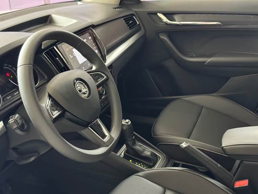 Skoda Kamiq 2023 Facelift 1.5L Automatic Comfort Edition - zdjęcie 8