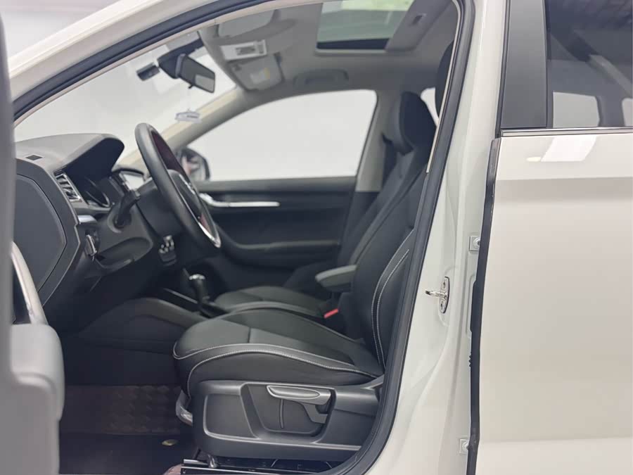 Skoda Kamiq 2023 Facelift 1.5L Automatic Comfort Edition - zdjęcie 9