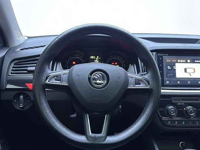Skoda Kamiq 2023 GT 1.5L Auto Premium - zdjęcie 14