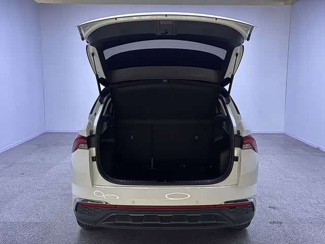 Skoda Kamiq 2023 GT 1.5L Auto Premium - zdjęcie 17