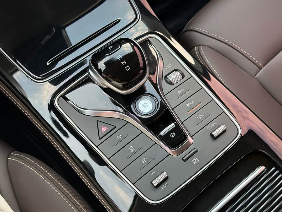 Song MAX 2022 DM-i 105KM Flagship - zdjęcie 14