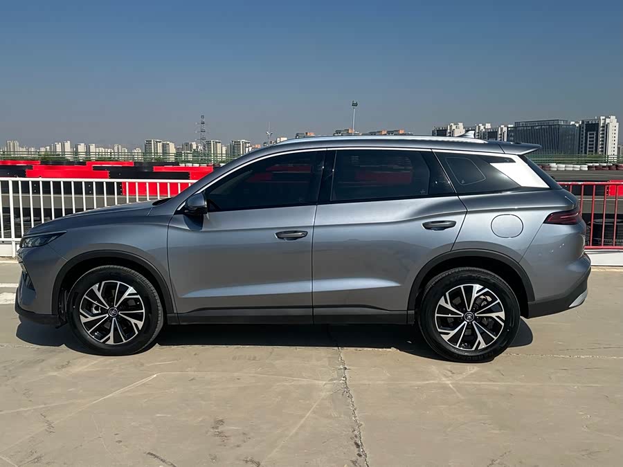 Song Pro New Energy 2025 2nd Gen DM-i 75KM Super - zdjęcie 5