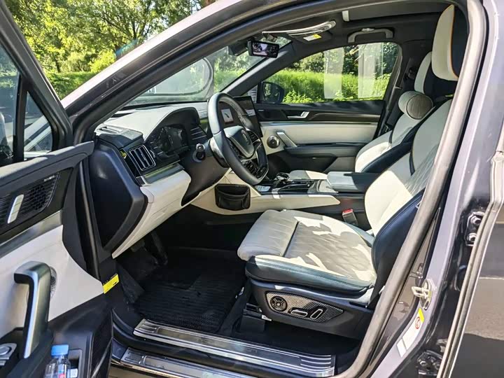Tang New Energy 2022 DM-p 215KM 4WD Premium - zdjęcie 15